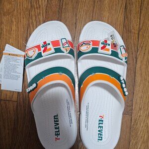 Crocs 7-Eleven X Strap Sandal Clog Men 9
